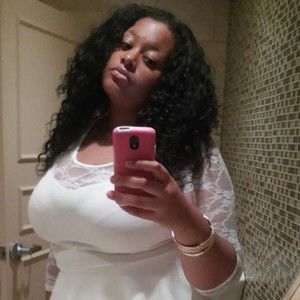 Meet your Posher, Amina